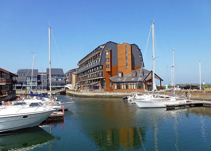 Studio Les Marinas-14 By Interhome