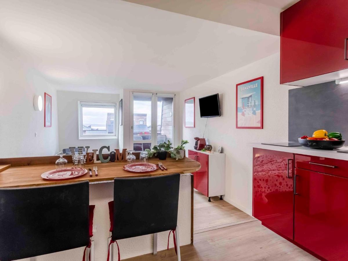 Apartment Les Marinas-14 By Interhome